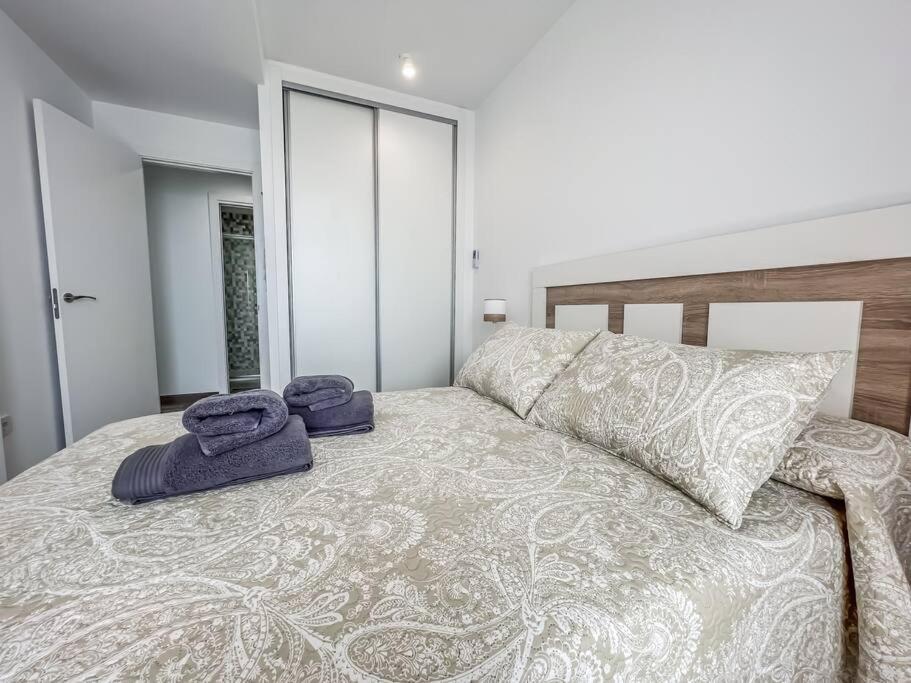 Modern 2 Bed Apartment With Pool In Фріхіліана Екстер'єр фото